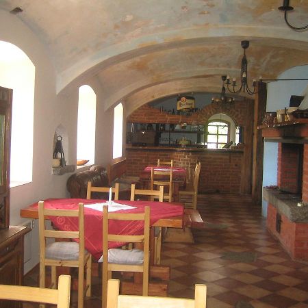Penzion Patak Kamyk nad Vltavou Екстер'єр фото