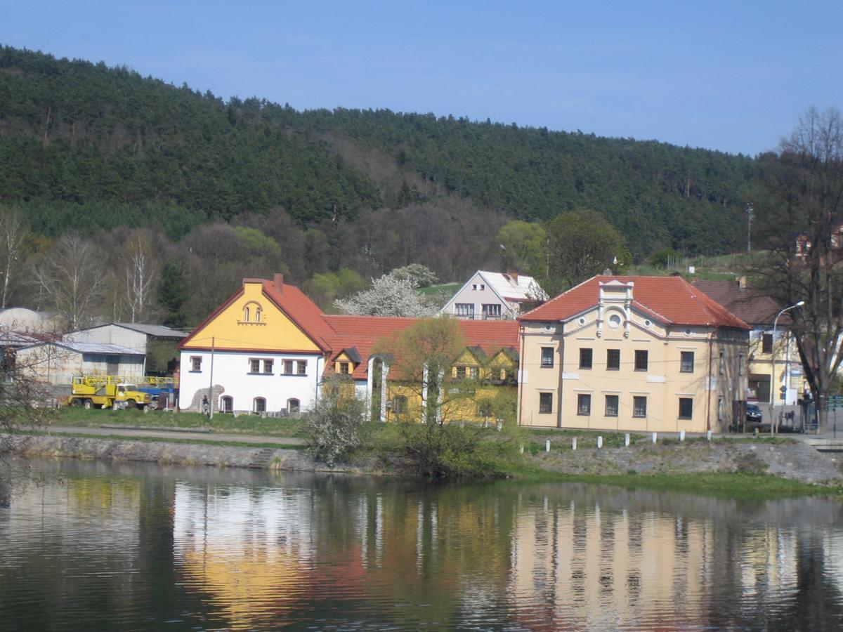 Penzion Patak Kamyk nad Vltavou Екстер'єр фото