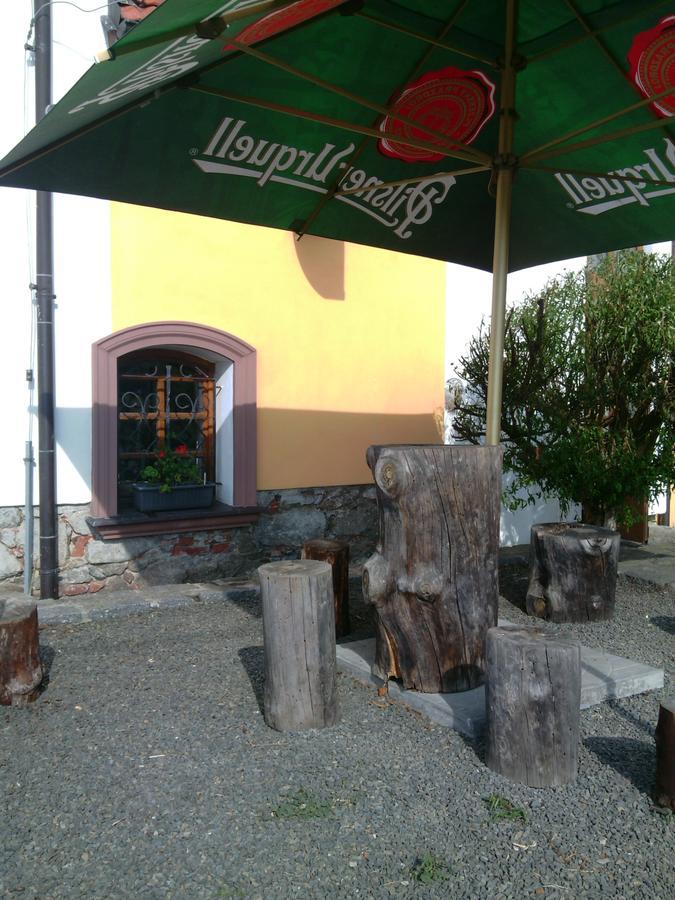 Penzion Patak Kamyk nad Vltavou Екстер'єр фото